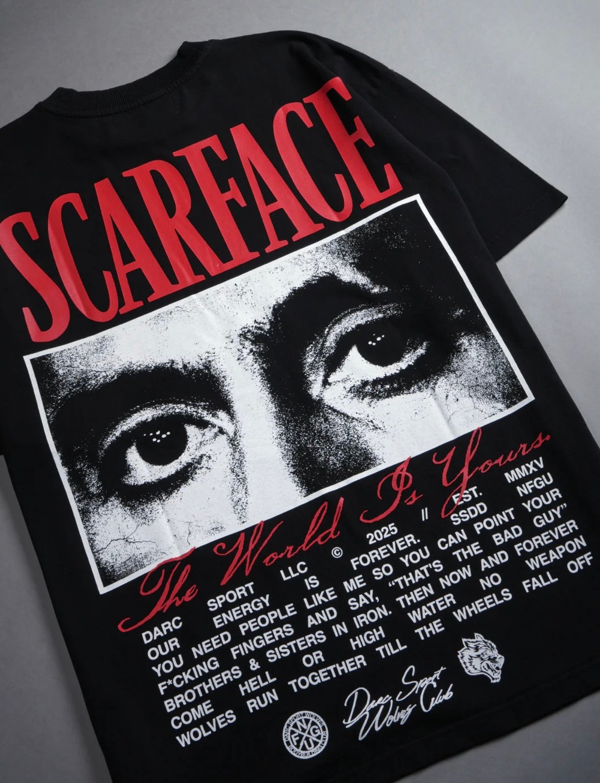 CAMISETA OVERSIZED - THE EYES CHICO BLACK