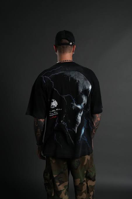 CAMISETA OVERSIZED - FUTURE CALLS